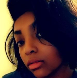 Meet your Posher, Jana e